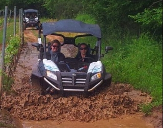  Paso embarrado en un buggy 